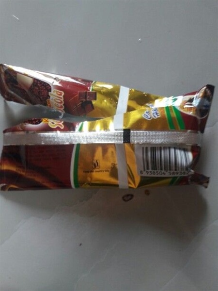 kem socola vỏ giòn tràng tiền