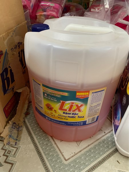 Nước giặt LIX Hương nước hoa 9,5 lít