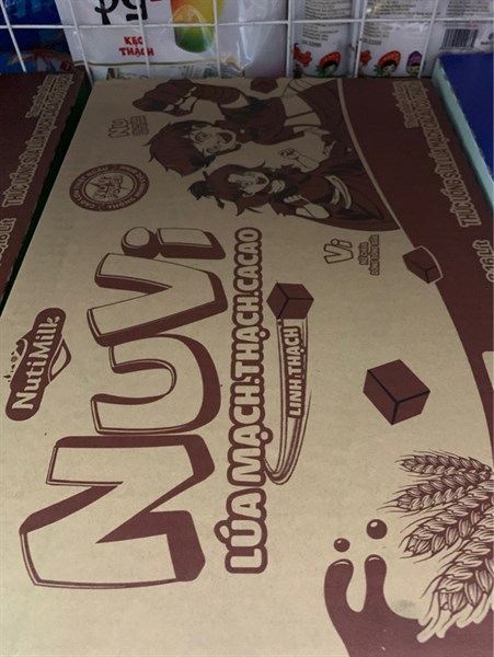 Thùng sữa Nuvi lúa mạch có thạch 170ml