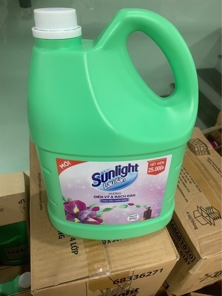 NƯỚC LAU SÀN màu xanh