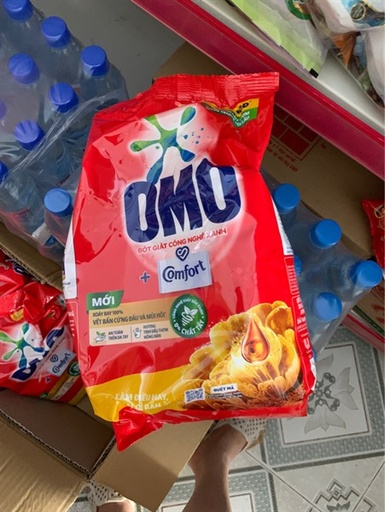 [8934868169512] Bột giặt omo hương comfor