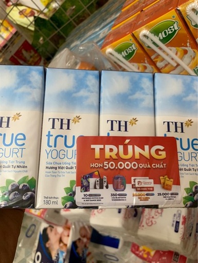 [8935217412211] Sữa trái cây TH việt quất 180ml